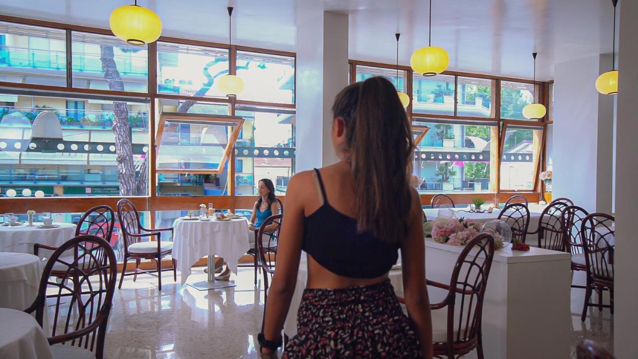 Hotel Pinocchio Cattolica Dış mekan fotoğraf