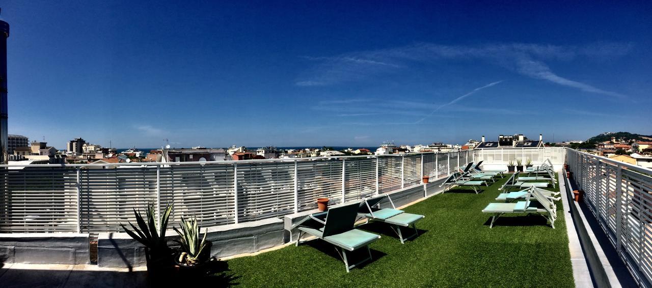 Hotel Pinocchio Cattolica Dış mekan fotoğraf